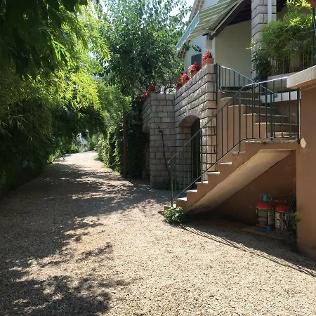 Holiday home La Pichioline Ales